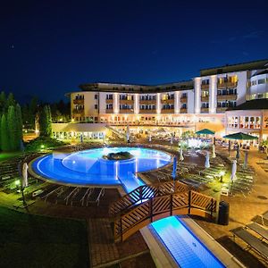 Lotus Therme Hotel & Spa